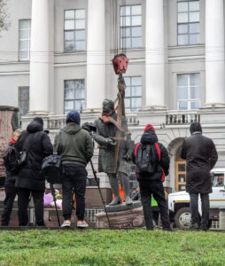 how the monument to Lomonosov was demolished in the Dnipro city