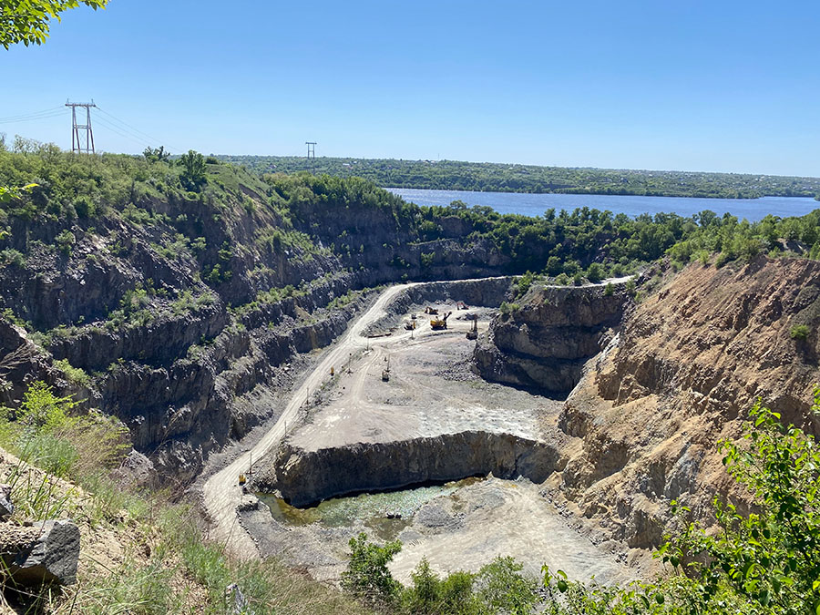 quarry in Lubimovka (quarry in Chaplyy) in Dnipro city