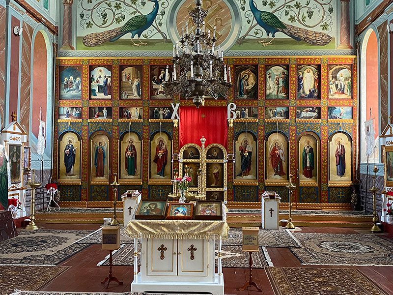 внутрішне убранство свято-михайлівського храму в Іллінці