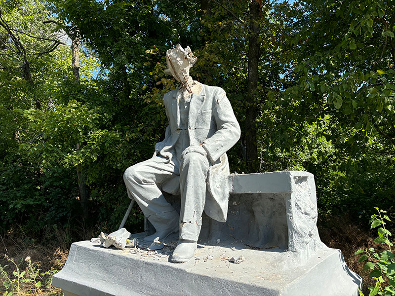 памятник Мичурину в Константиновке