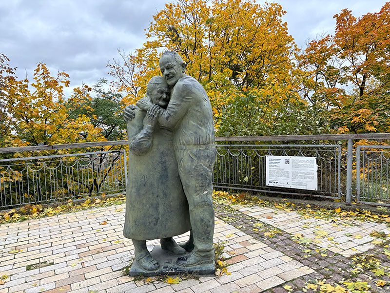 Луїджі та Мокрина Київ