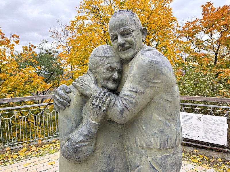 Луїджі та Мокрина, Київ